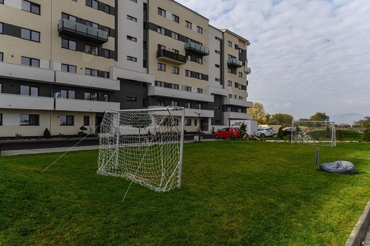 Zen Apartments Braşov Esterno foto