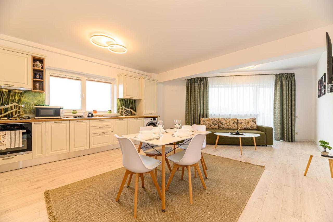 Zen Apartments Braşov Esterno foto