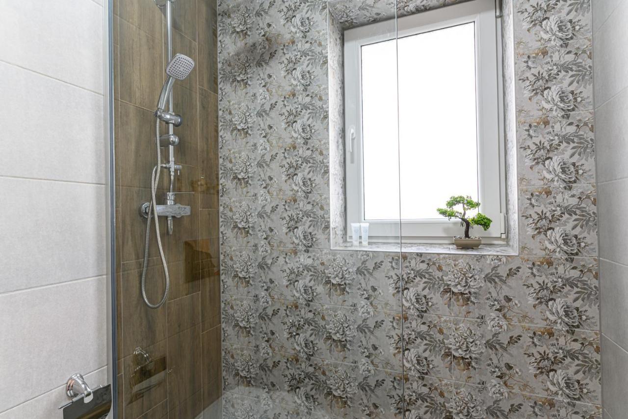 Zen Apartments Braşov Esterno foto