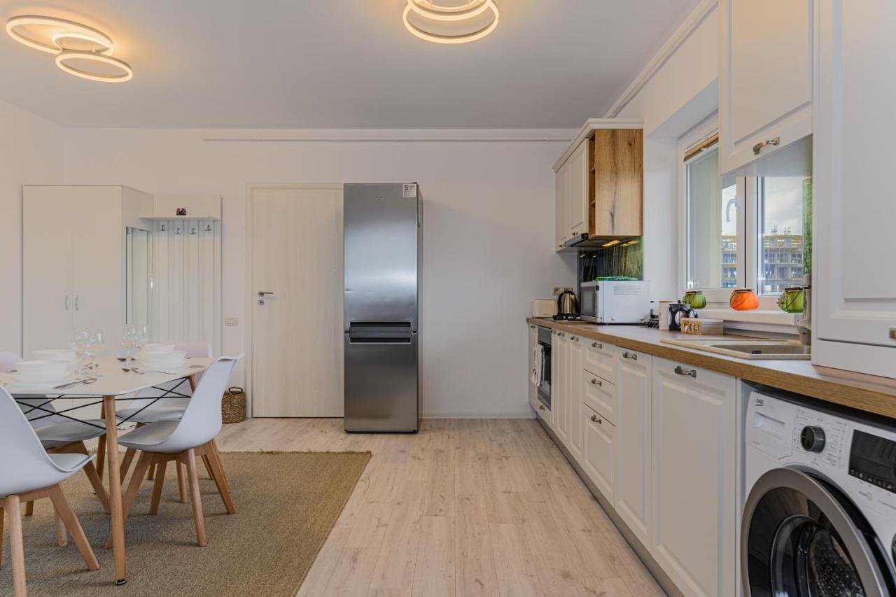 Zen Apartments Braşov Esterno foto
