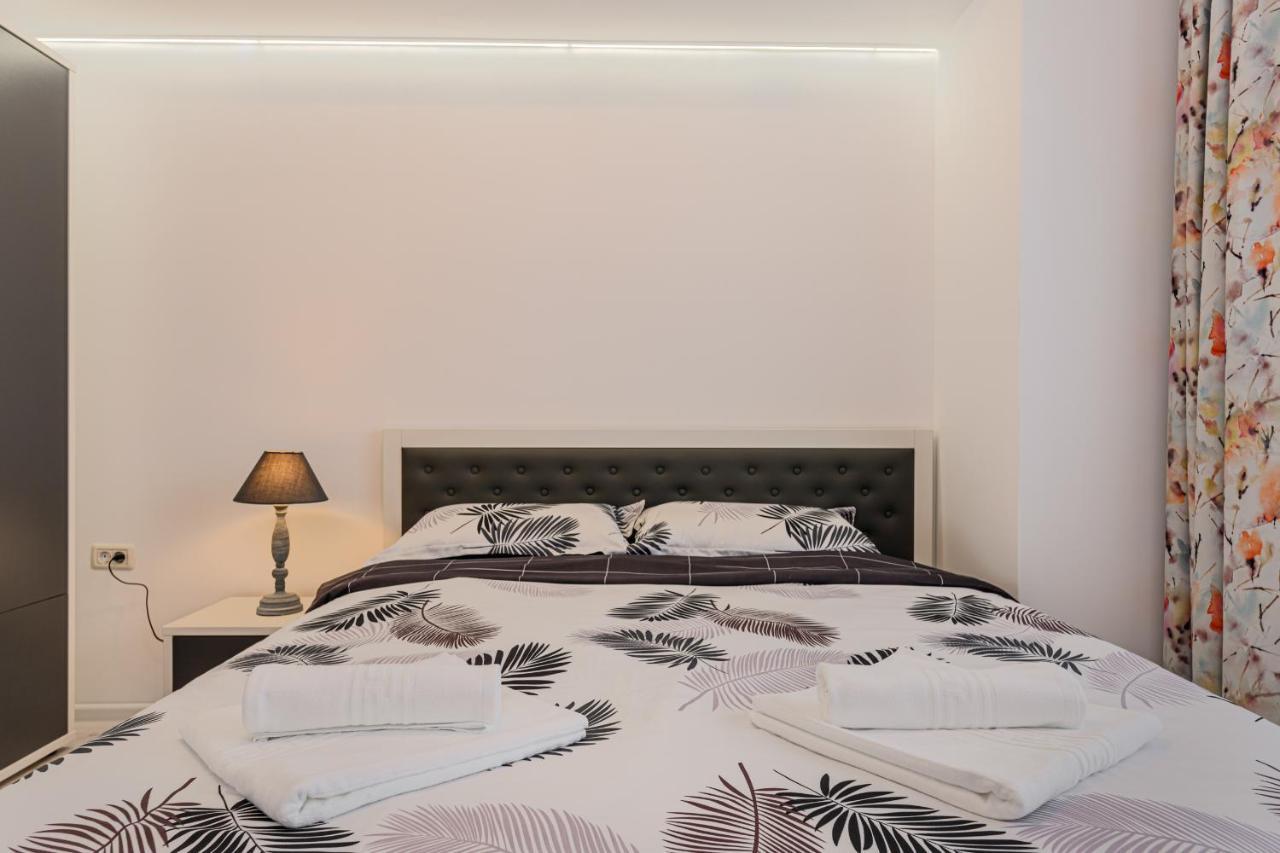 Zen Apartments Braşov Esterno foto