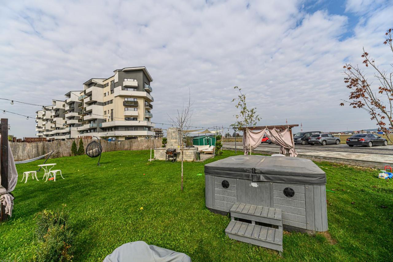 Zen Apartments Braşov Esterno foto